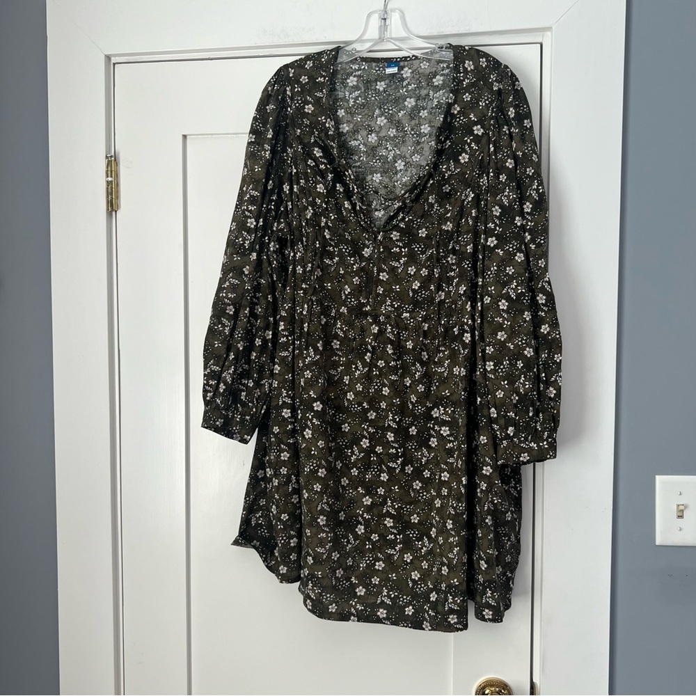 Old Navy V Neck Mini Dress